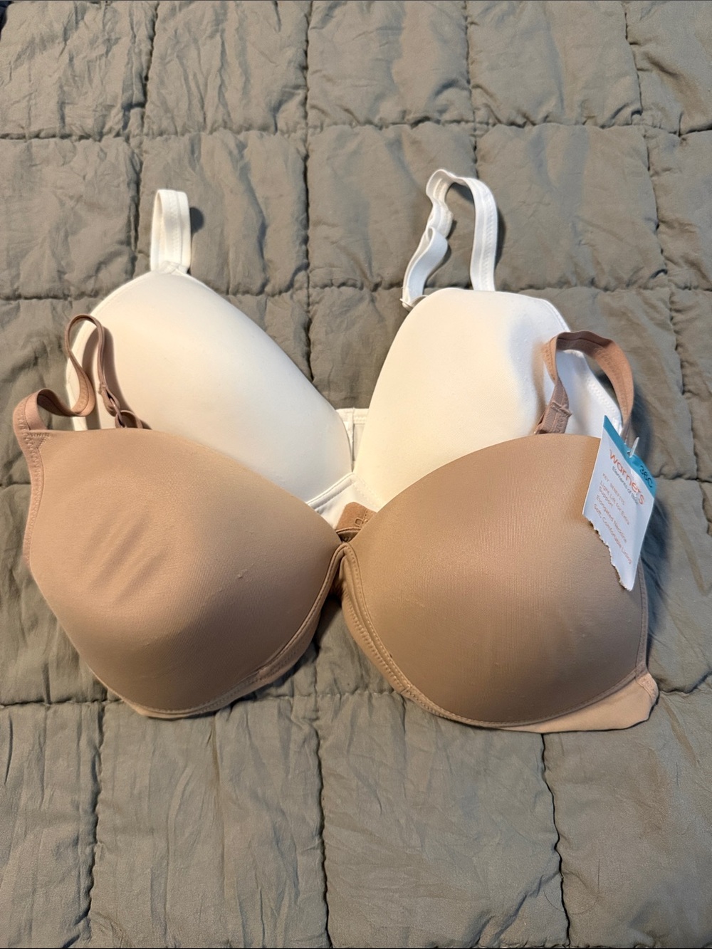 Warners t shirt bra- White and Nude 36C NWT